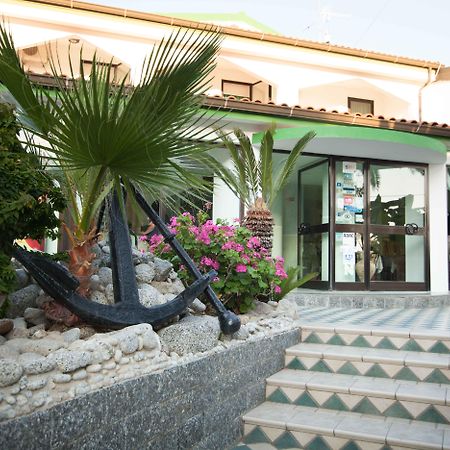 Hotel Marinella Capo Vaticano Exterior foto